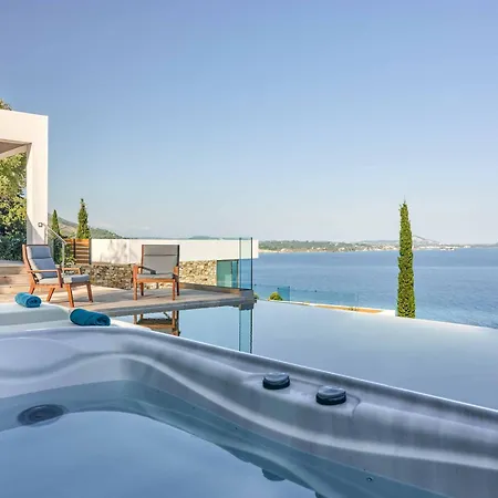 Villa Alkyonides Feather *