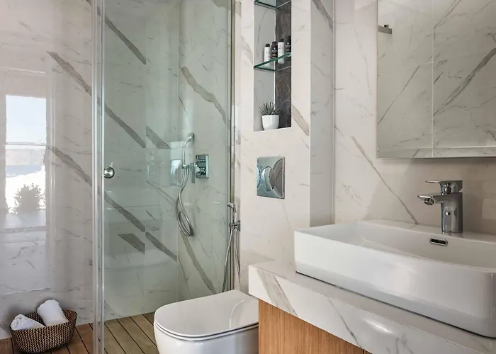 Villa Alkyonides Feather